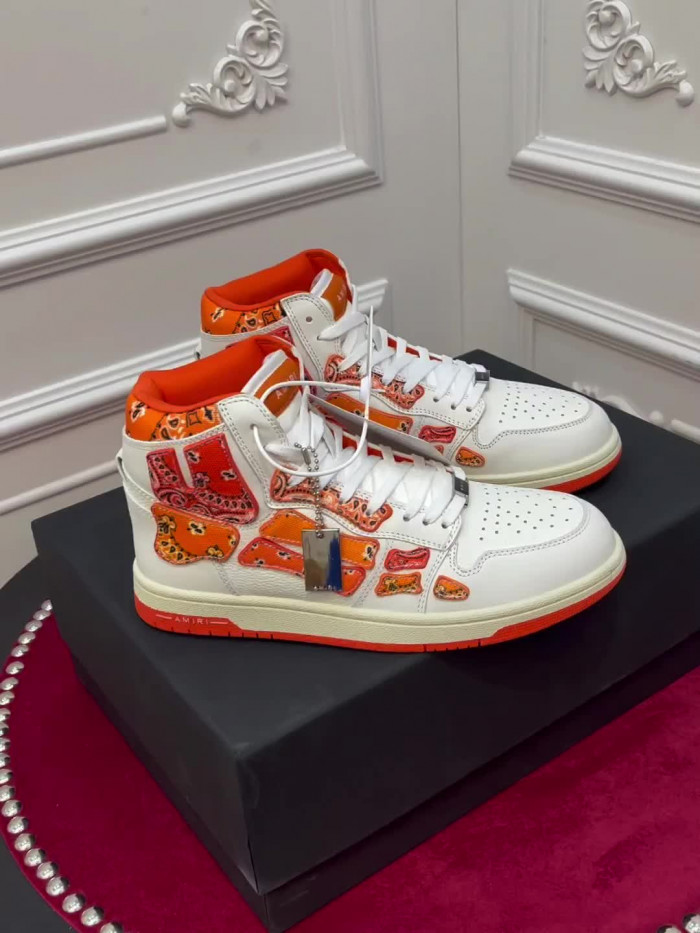 AM1R1 Skel high top