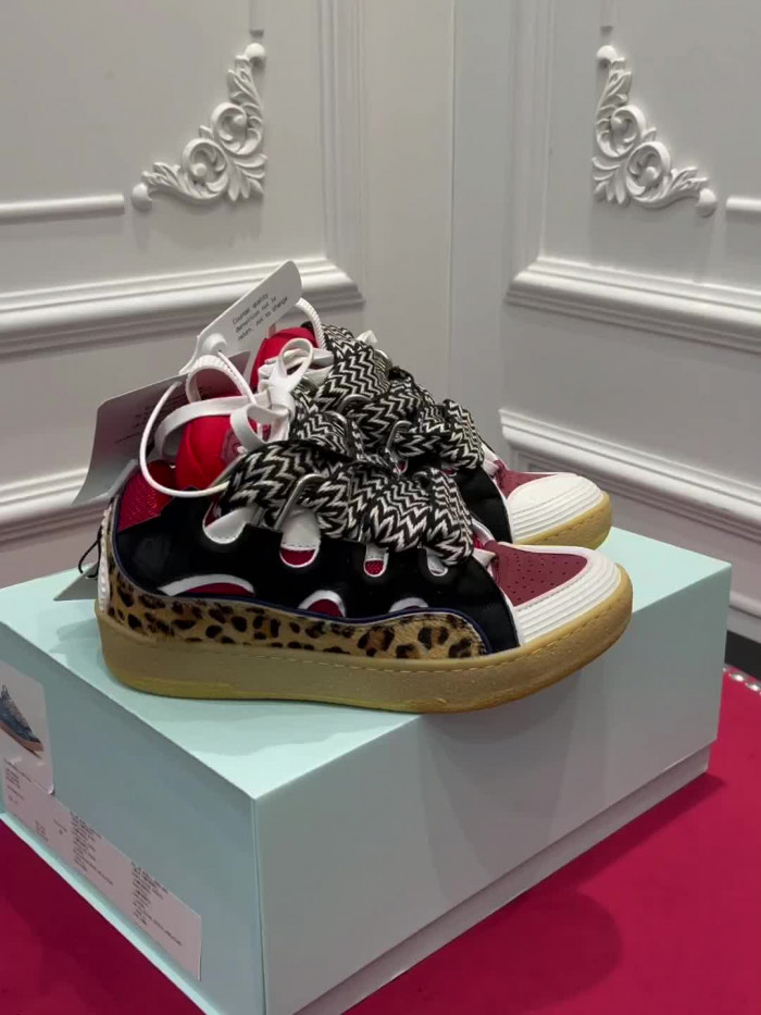 LANEVN Sneakers