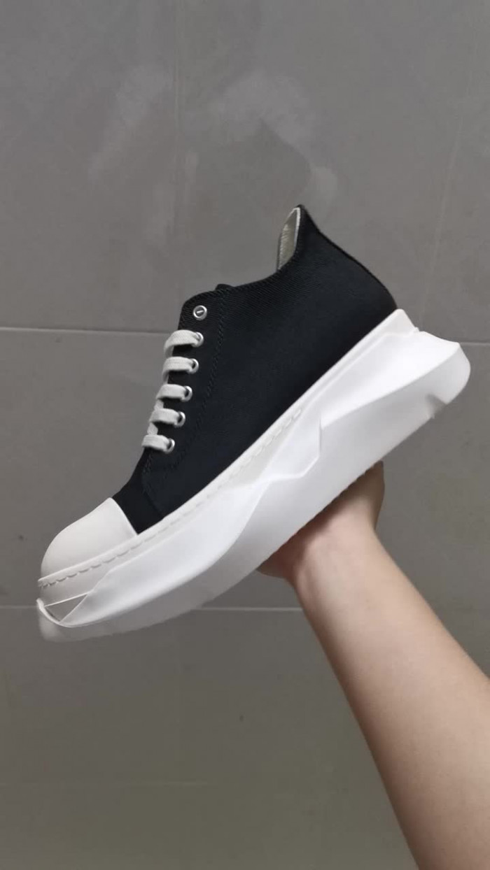 Rick 0wens Sneakers