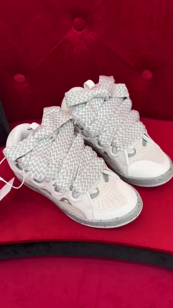 LANEVN Sneakers