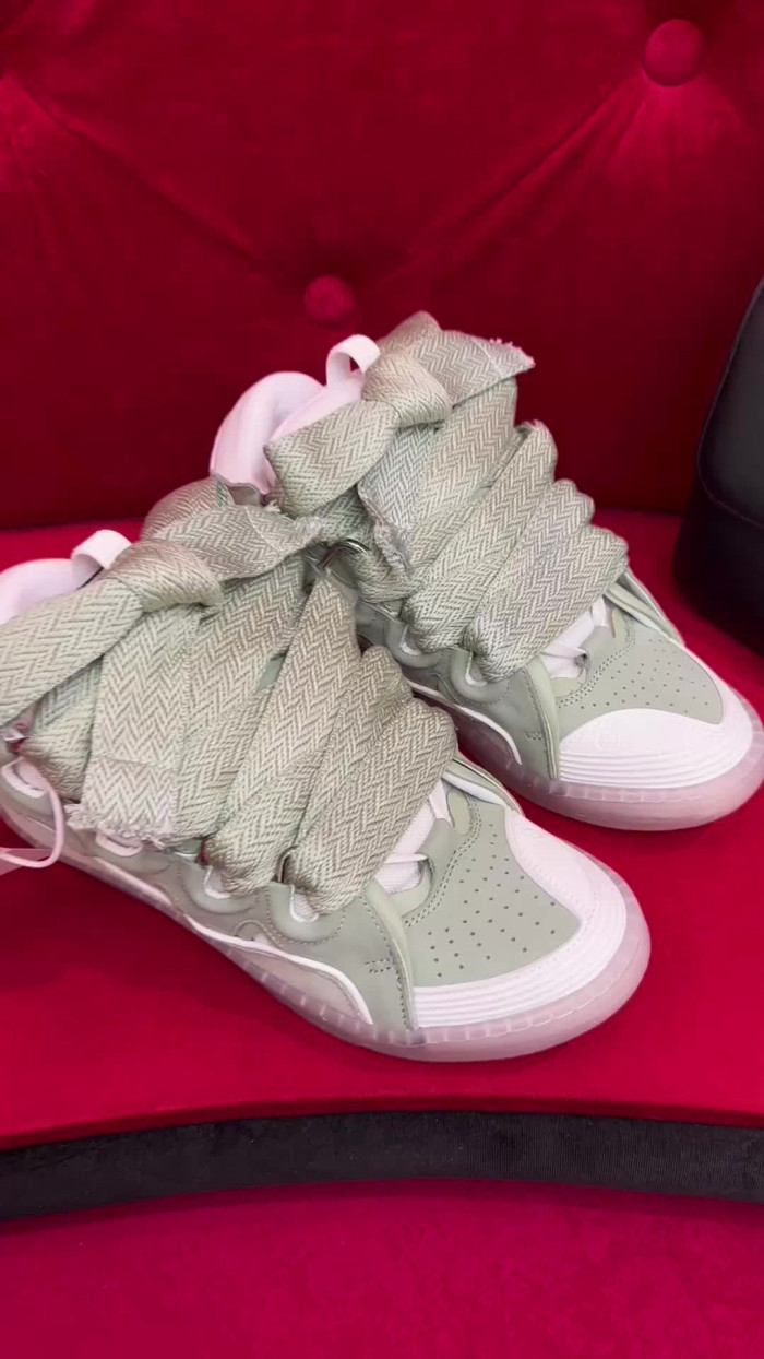 LANEVN Sneakers