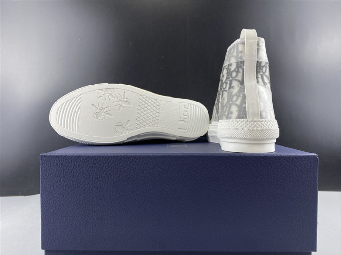 D10R B23 High Top Logo Oblique Sneakers