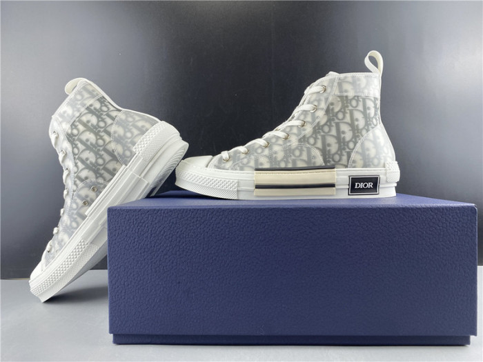 D10R B23 High Top Logo Oblique Sneakers