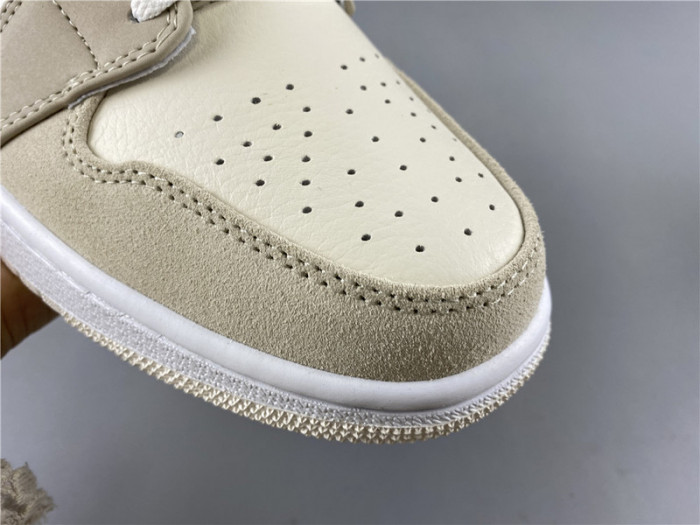 Air Jordan 1 Low “Paris”CV3043-100