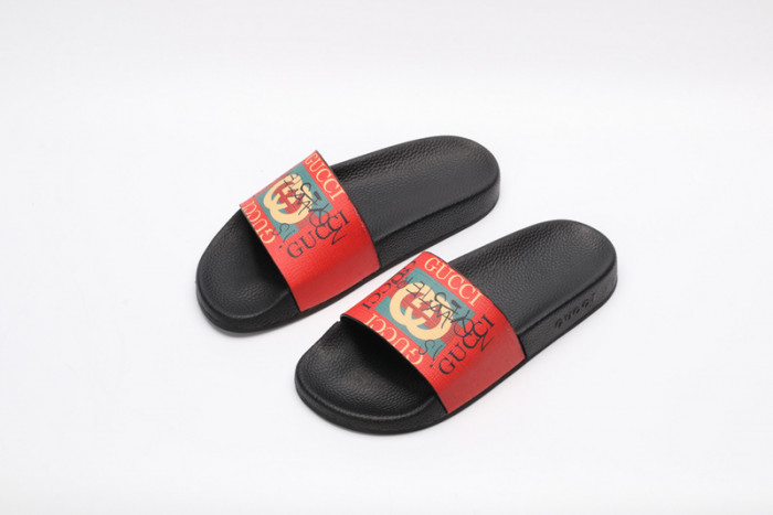 Gu66 SLIPPERS