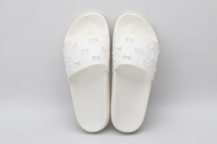 Gu66 SLIPPERS
