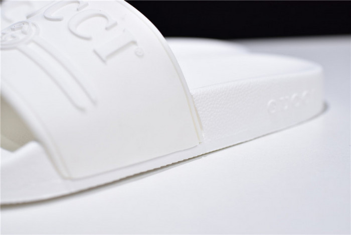 Gu66 SLIPPERS