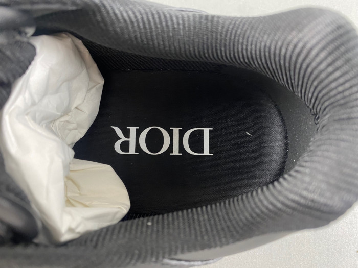 D10R B27 Sneaker