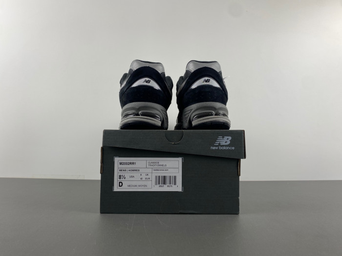 N3w Balance 2002R Black Dark Grey White