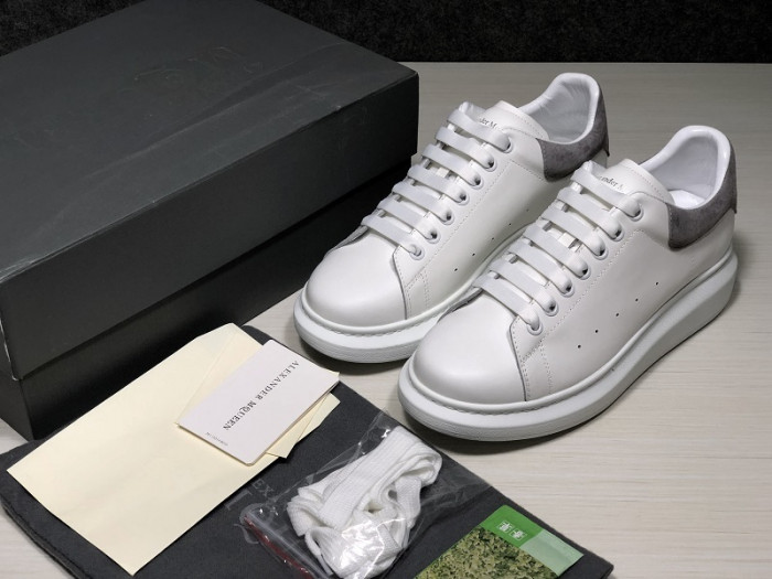 MQ Sneakers