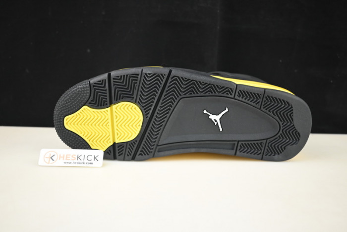 Air Jordan 4 Retro Thunder (2023) DH6927-017