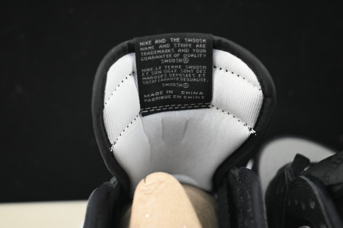 Air Jordan 1 Retro Low Shadow (2015) 705329-003