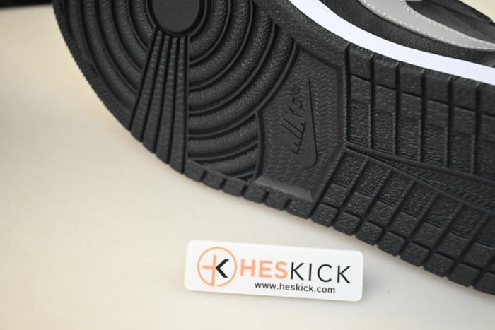 Air Jordan 1 Retro Low Shadow (2015) 705329-003