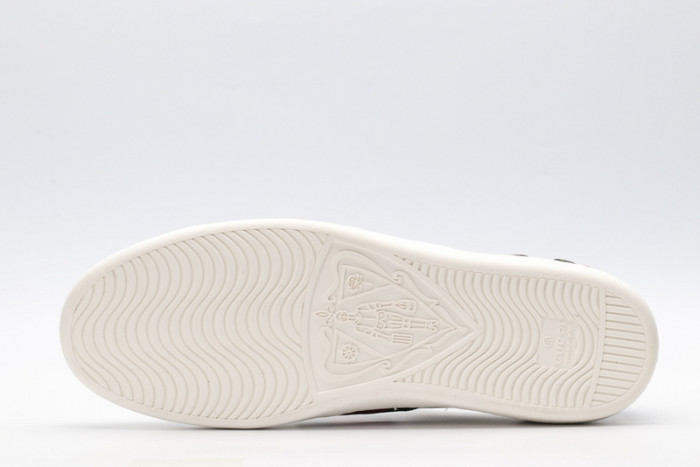 Gu66 Ace Embroidered Low-Top Sneaker