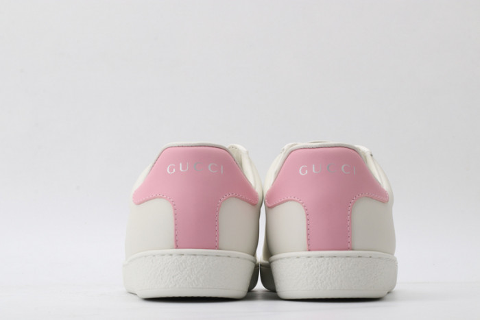 Gu66 Ace Embroidered Low-Top Sneaker