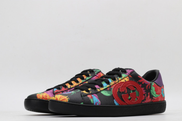 Gu66 Ace Embroidered Low-Top Sneaker