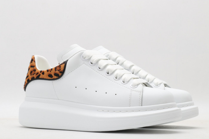 MQ Sneakers