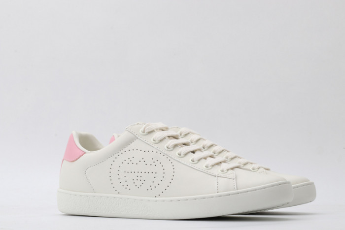 Gu66 Ace Embroidered Low-Top Sneaker