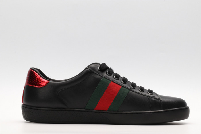 Gu66 Ace Embroidered Low-Top Sneaker