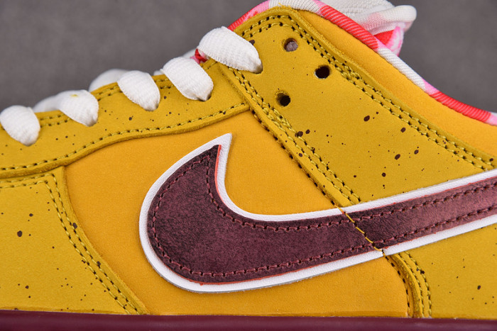 Nike SB Dunk Low Yellow Lobster Men