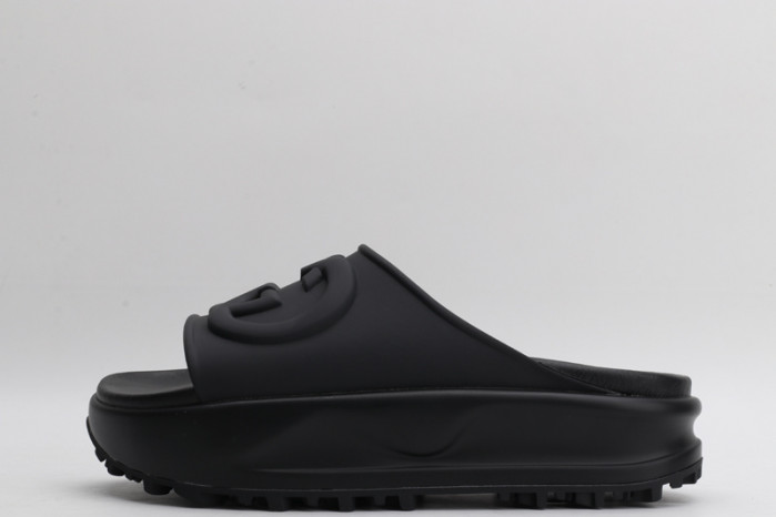 Gu66 SLIPPERS