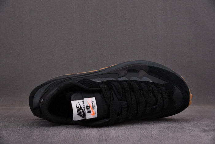 Nike Vaporwaffle Sacai Black Gum DD1875-001