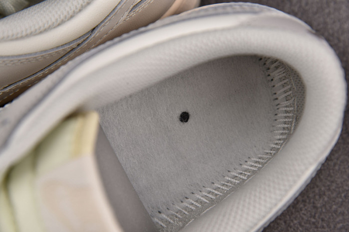 Nike Dunk Low Sail Light Bone (W) DD1503-107
