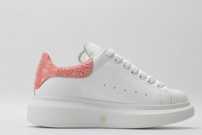 MQ Sneakers