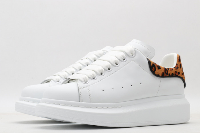 MQ Sneakers