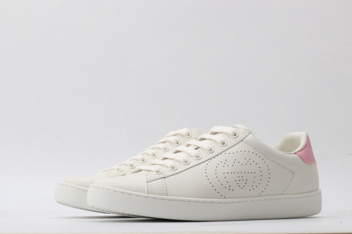 Gu66 Ace Embroidered Low-Top Sneaker