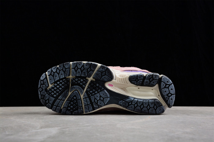 N3W BLANCE SNEAKER