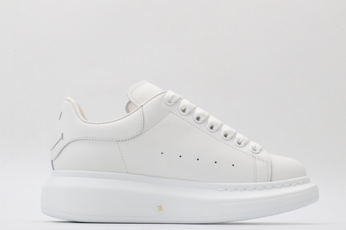 MQ Sneakers