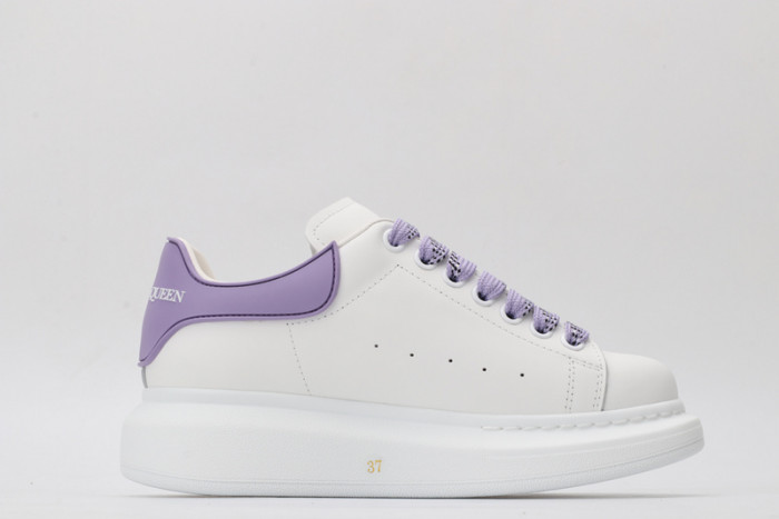 MQ Sneakers