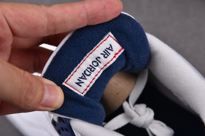 Air Jordan 4 Midnight Navy DH6927-140
