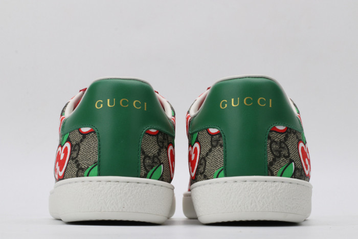 Gu66 Ace Embroidered Low-Top Sneaker