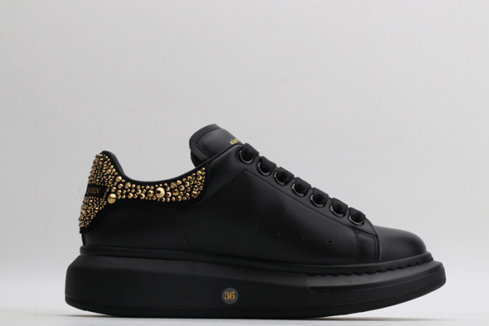 MQ Sneakers