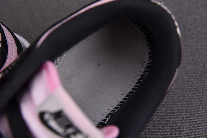 Nike Dunk Low Pink Foam Black (W) DJ9955-600