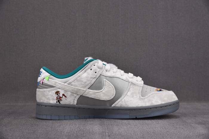 Nike Dunk Low"Ice and Snow Festival" DO2326-001