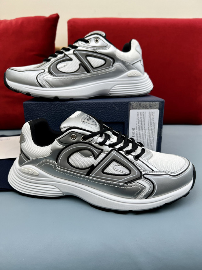 D10R B30 SNEAKER