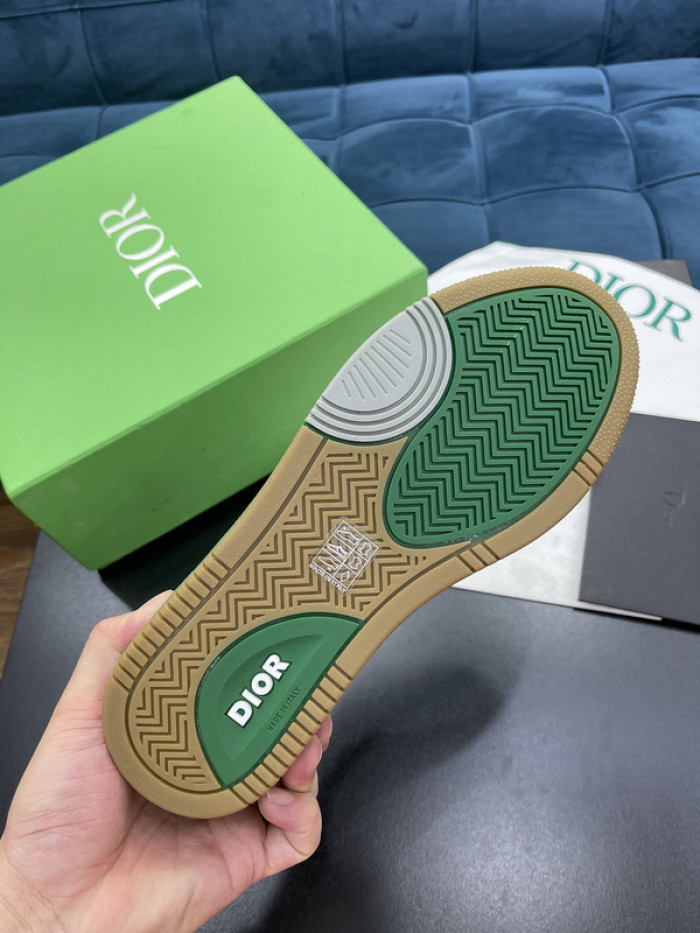 D10R B27 Sneaker