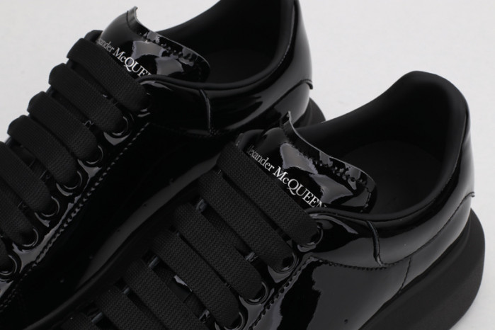 MQ Sneakers