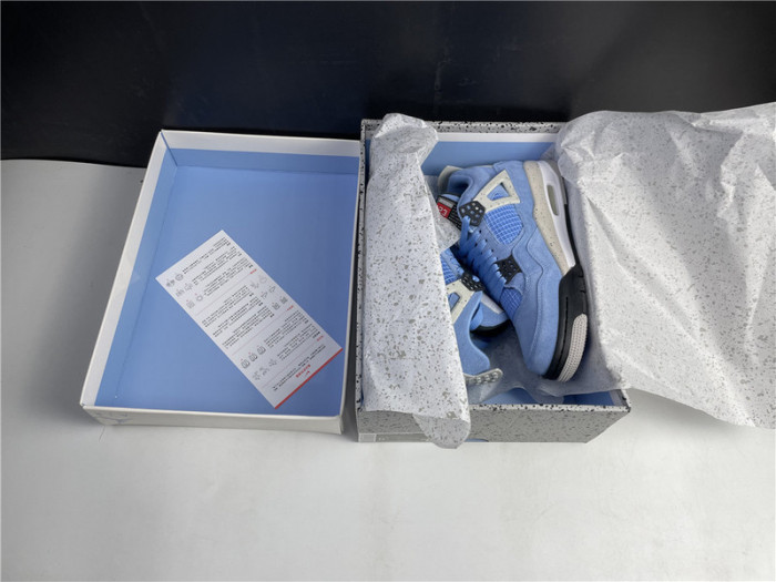 Air Jordan 4 Retro University Blue CT8527-400