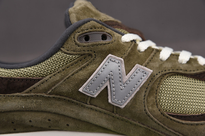 N3W BLANCE SNEAKER