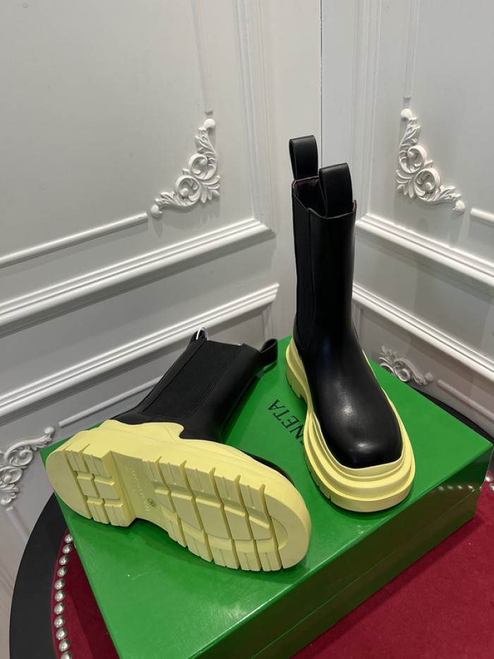 bo*te*ga Ve*ne*ta boots