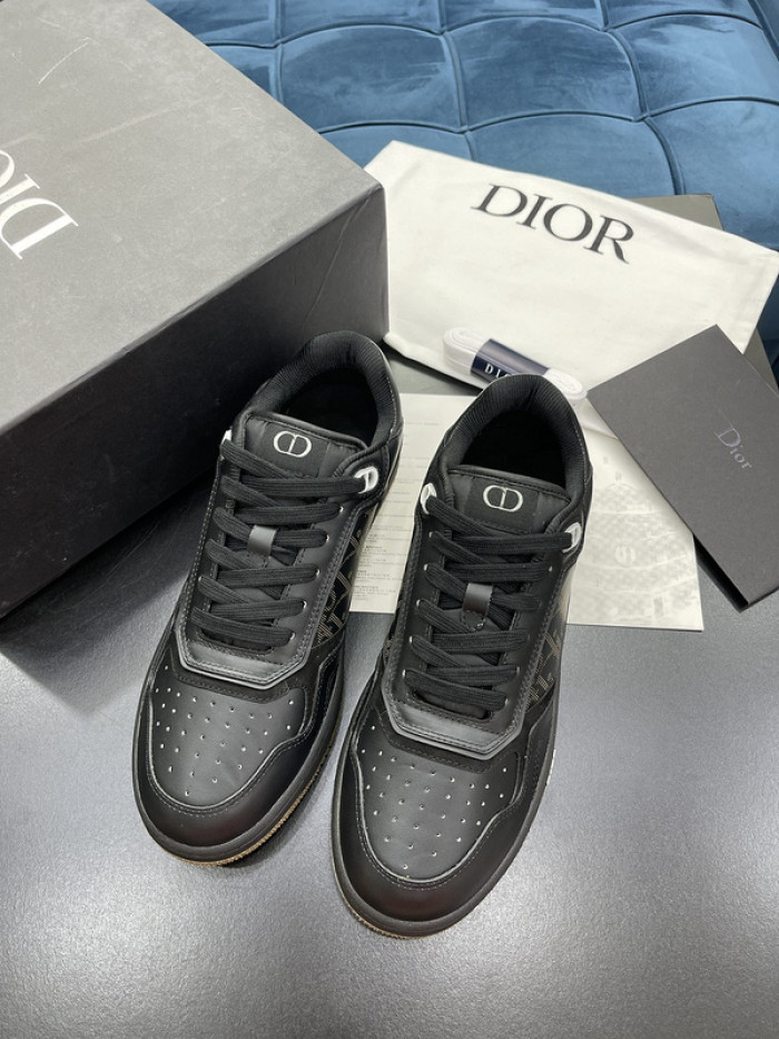 D10R B27 Sneaker