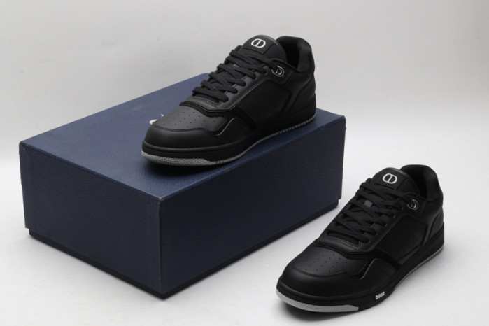 D10R B27 Sneaker