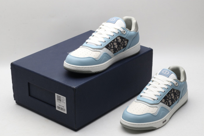 D10R B27 Sneaker