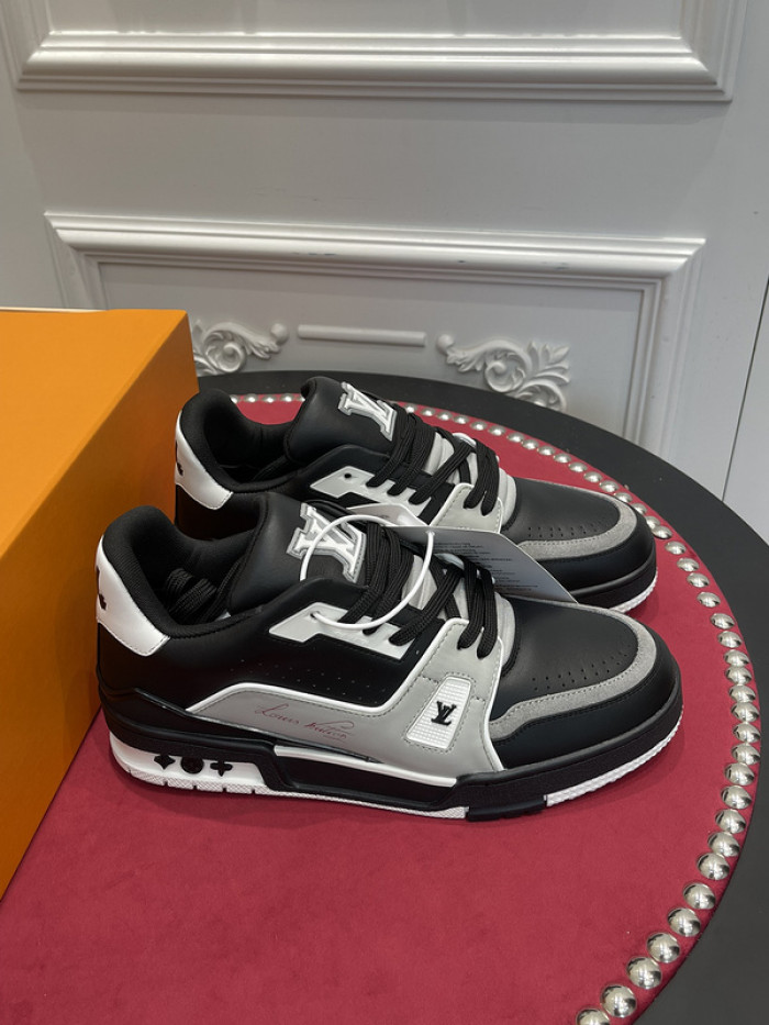 D00G7 Lou1su1tt SNEAKER LOW