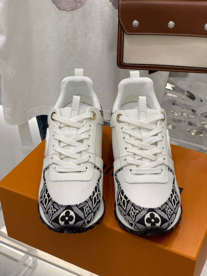 lou1su1tt Run Away Sneaker
