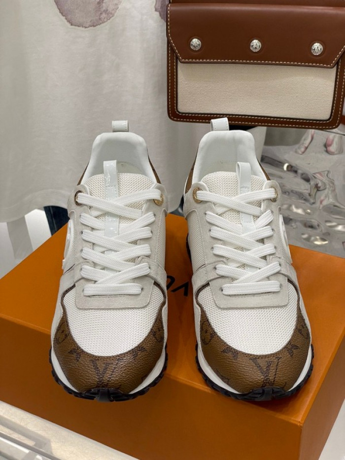 lou1su1tt Run Away Sneaker